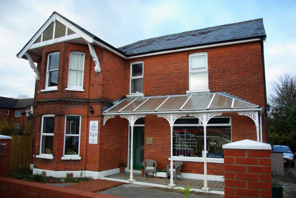 Old Church House Newport (Isle Of Wight) Exterior foto